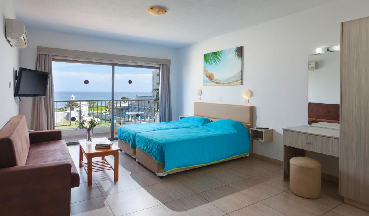 Penelope Beach Hotel Apts Протарас Екстер'єр фото