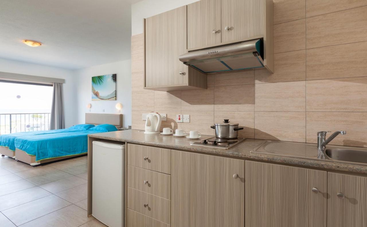 Penelope Beach Hotel Apts Протарас Екстер'єр фото